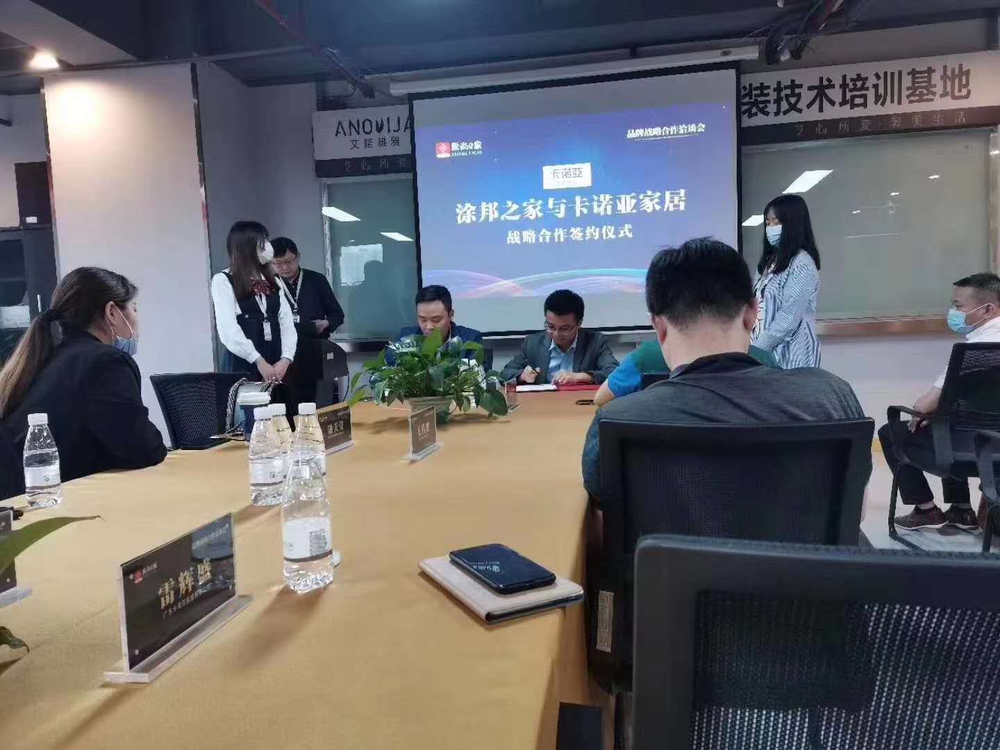 一線定制家居品牌做整裝，業(yè)績表現(xiàn)喜人